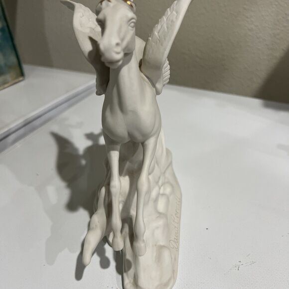 David Cornell Pegasus Figurine The Herald Of Love 1985 White Fine Porcelain - Picture 6 of 11